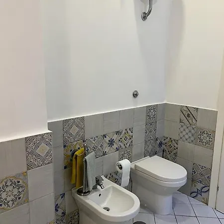 Апартаменты Casa Gaia A Due Passi Dal Duomo Неаполь